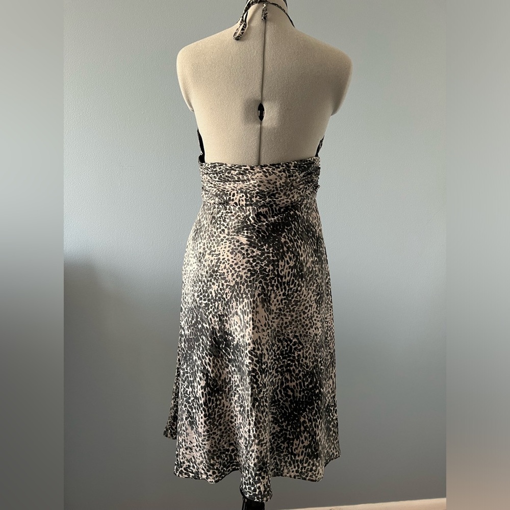 Express 100% Silk Leopard Print Halter Dress Y2K Size 12 Flowy - Picture 4 of 16